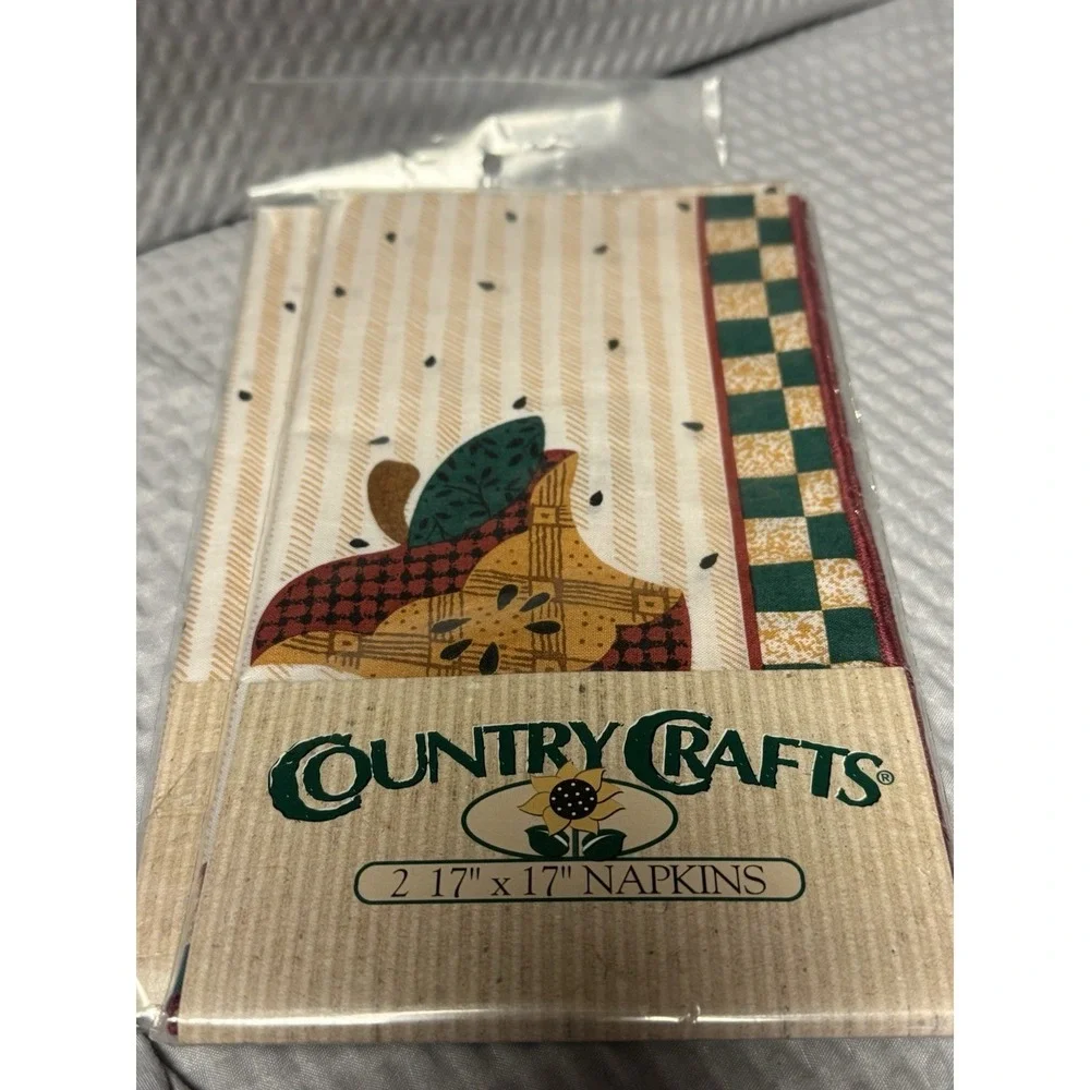 Country Crafts 17x17 Cotton Napkins 2 packs‎ of 2 NEW Apples Plaid